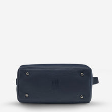 Load image into Gallery viewer, LAST MOUNTAINS - navy blue
