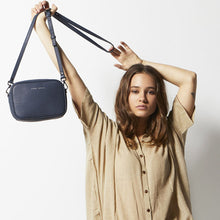 Load image into Gallery viewer, PLUNDER - navy blue
