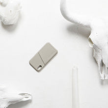 Load image into Gallery viewer, HUNTER AND FOX iPHONE CASE - light grey
