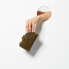Load image into Gallery viewer, OUTSIDER - khaki

