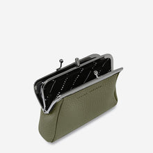 Load image into Gallery viewer, VOLATILE - khaki
