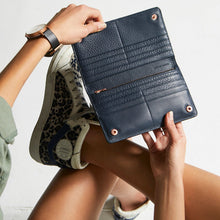 Load image into Gallery viewer, TRIPLE THREAT - navy blue
